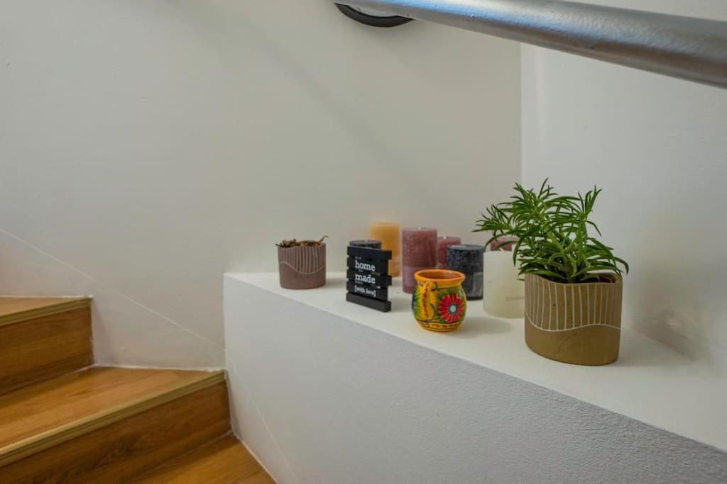 Stylish 2 Floor Penthouse • 15 Min To City Center ウィーン エクステリア 写真